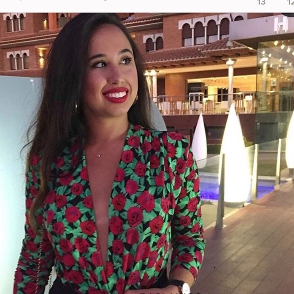 BLOGGER FAVORITE GORGEOUS NWT ZARA Floral Bodysuit - Picture 8 of 8